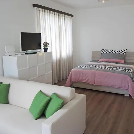 Attico Luciana By Fewotessin *